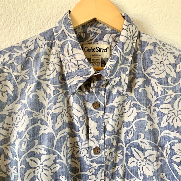 Cooke Street Honolulu Hawaiian Print Button Down - Picture 3 of 5